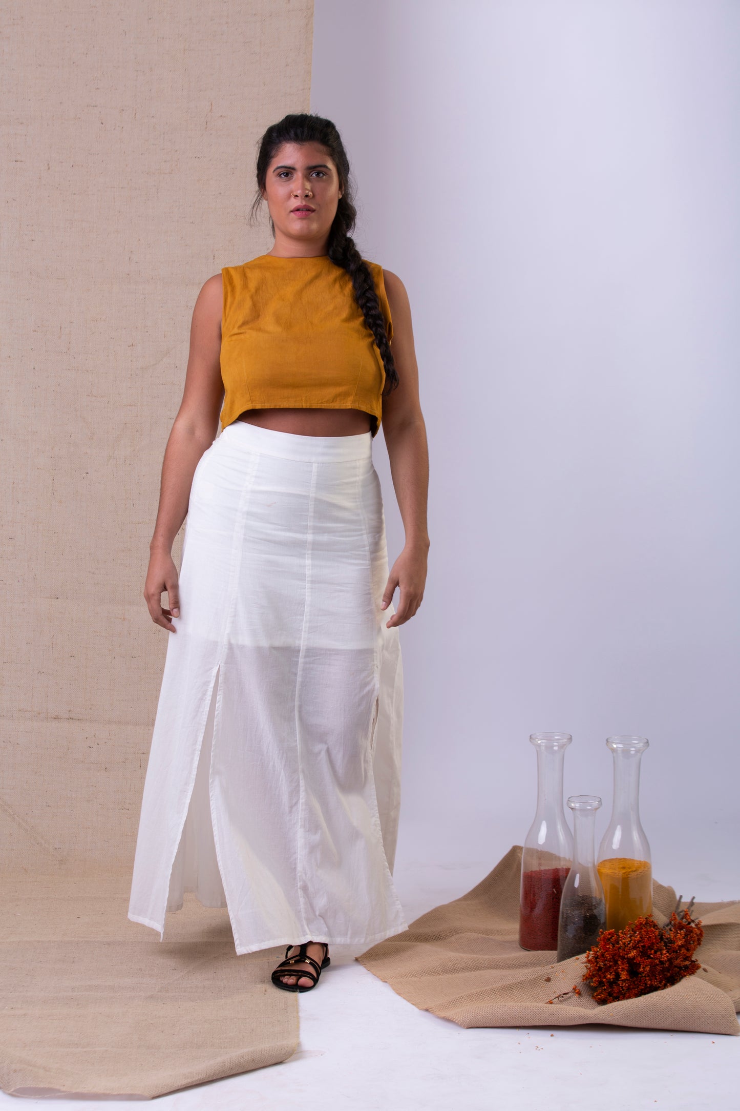 Cropped Amarelo Açafrão da Terra em algodão orgânico