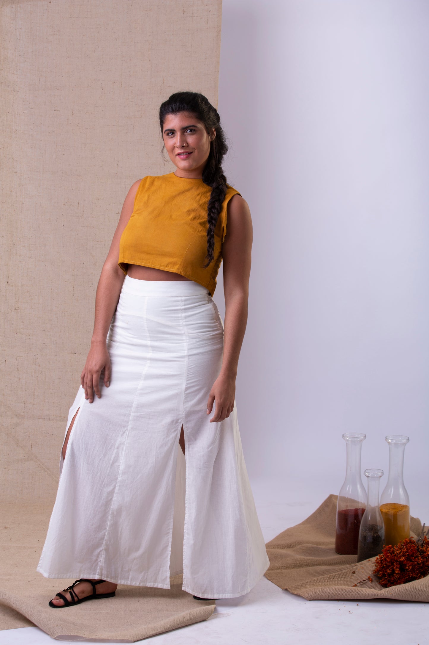 Cropped Amarelo Açafrão da Terra em algodão orgânico