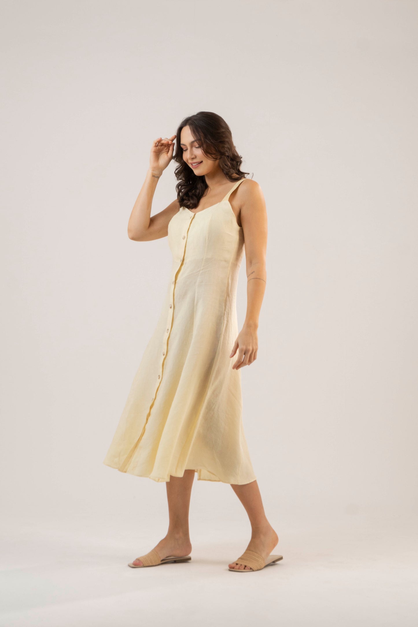 Vestido Midi Yara Amarelo Claro - Linho Orgânico